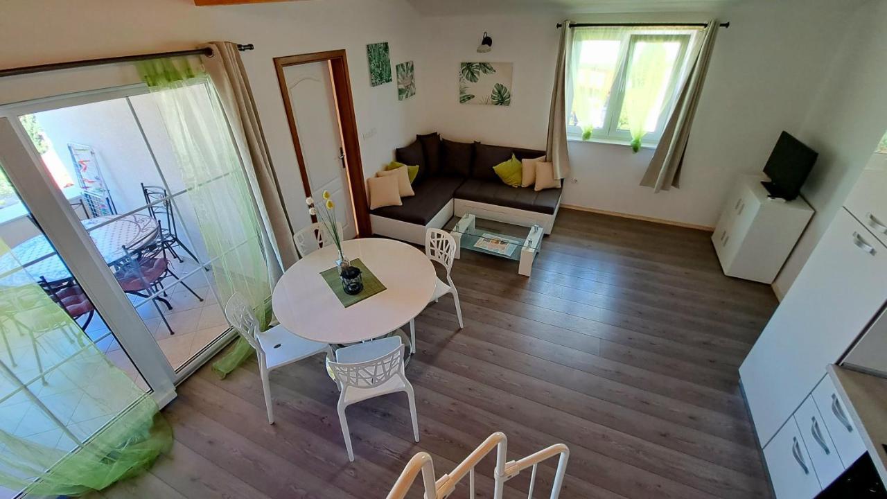 Apartment Oaza Mira Tribunj  Exterior photo