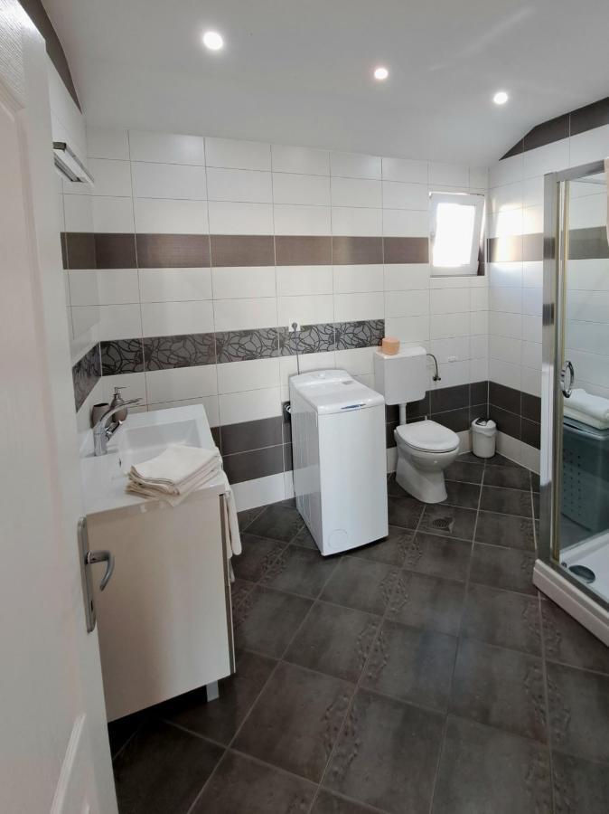 Apartment Oaza Mira Tribunj  Exterior photo